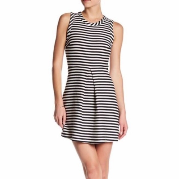 Madewell ridge stripe bistro pocket dress - Picture 2 of 9